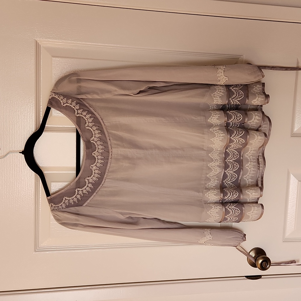 Lithe Blouse - Picture 3 of 5